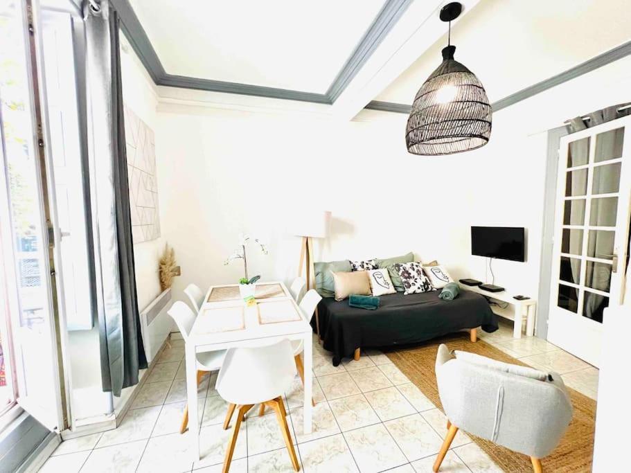 Appartement En Centre Ville, Wifi Et Tram Montpellier Exterior foto